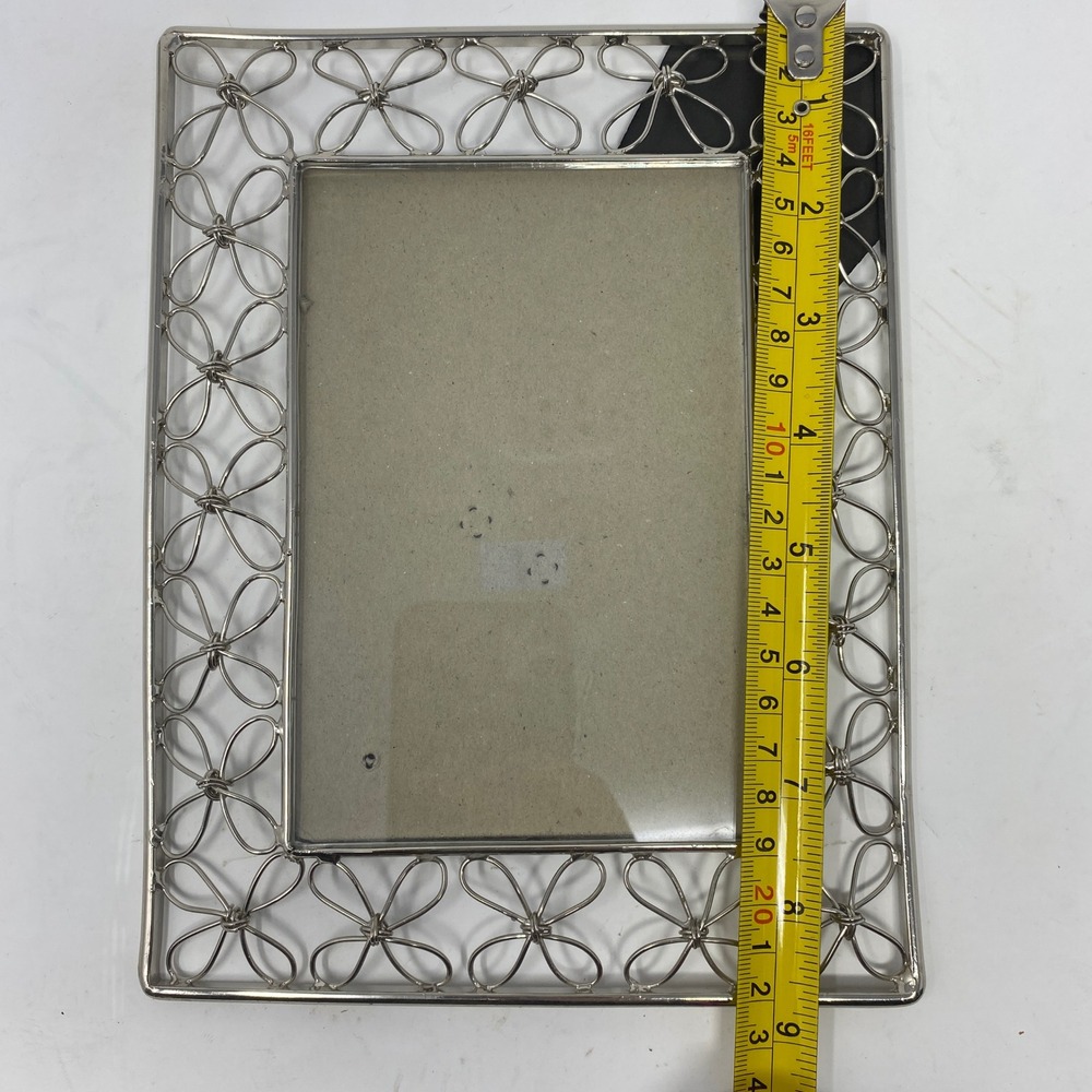 Flower Border Desktop Photo Frame - Picture 5 of 7